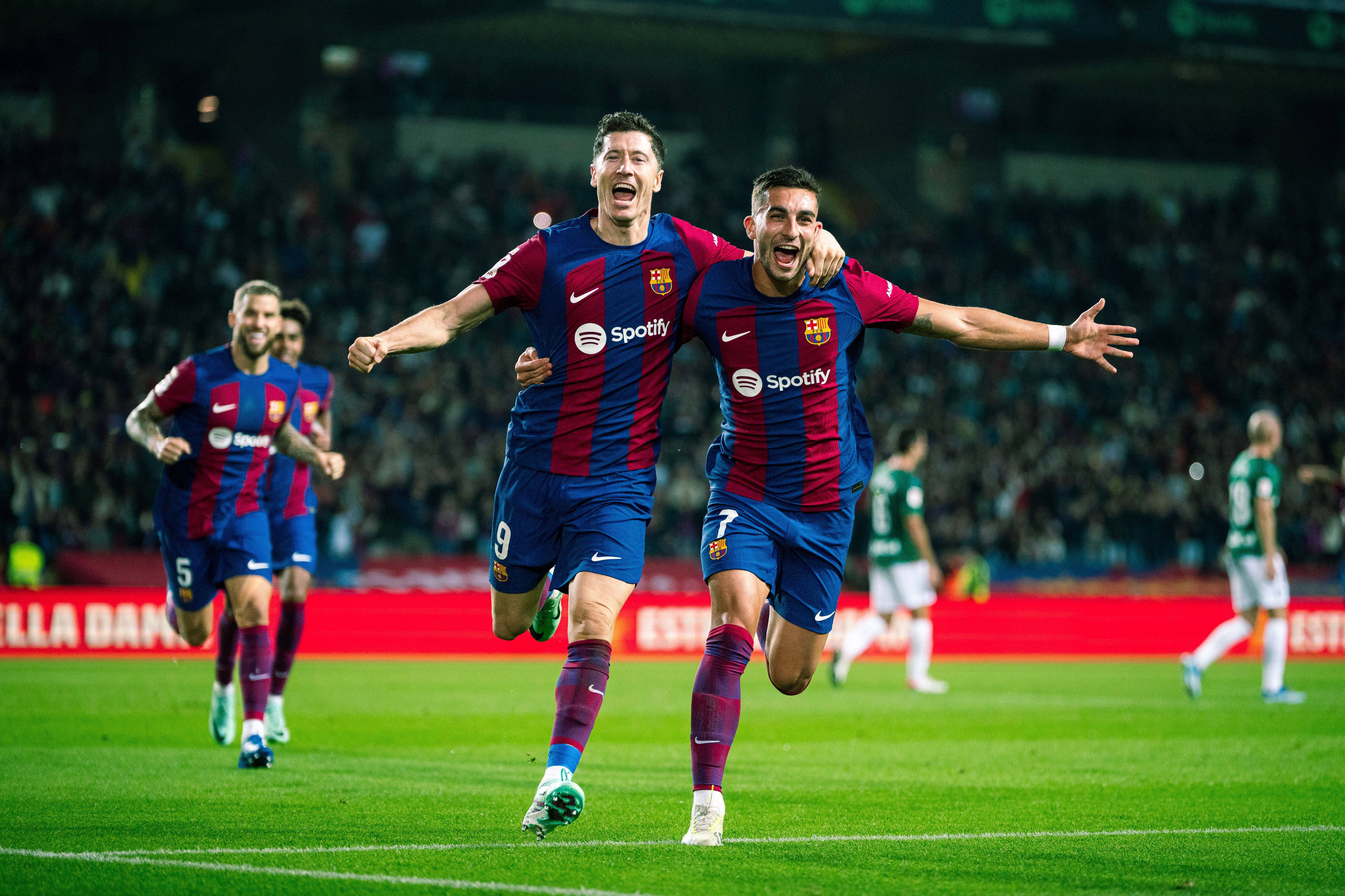 爱游戏体育- 科维托娃新星比赛局势复杂表现突出，巴塞罗那前途光明！比赛高潮迭起