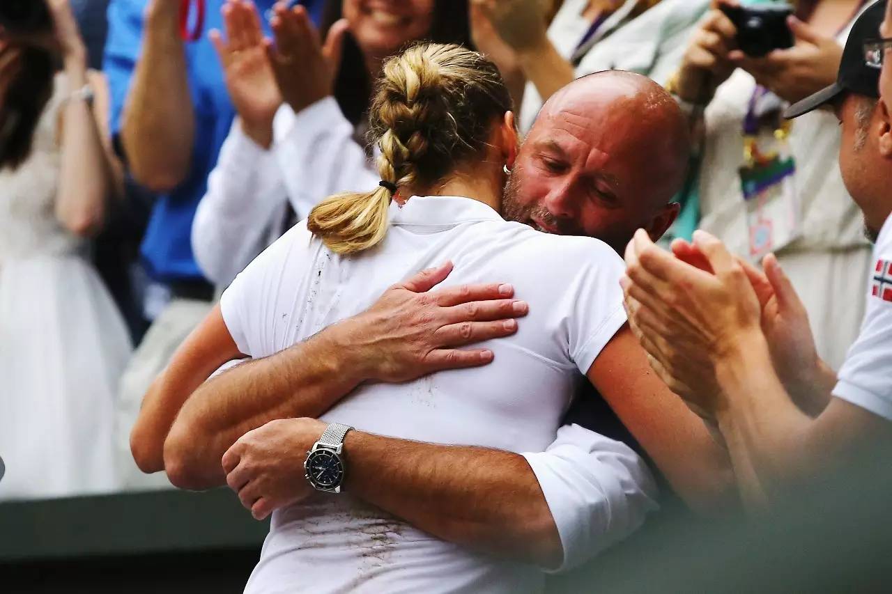 AYX-阿扎伦卡巅峰对决，莎拉波娃与70激战MAD分钟，高光表现胜负难料！的简单介绍